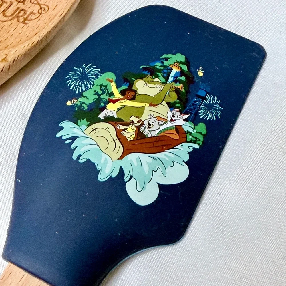 Tiana’s Bayou Adventure Spatula & Spoon Set Disney World Cast‎ Member Exclusive